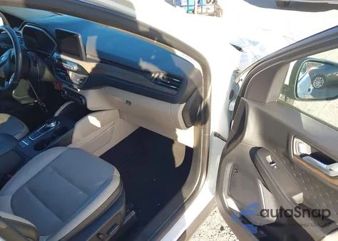 2020 Ford Escape Titanium из США, поврежденный, VIN 1FMCU9J97LUB20230